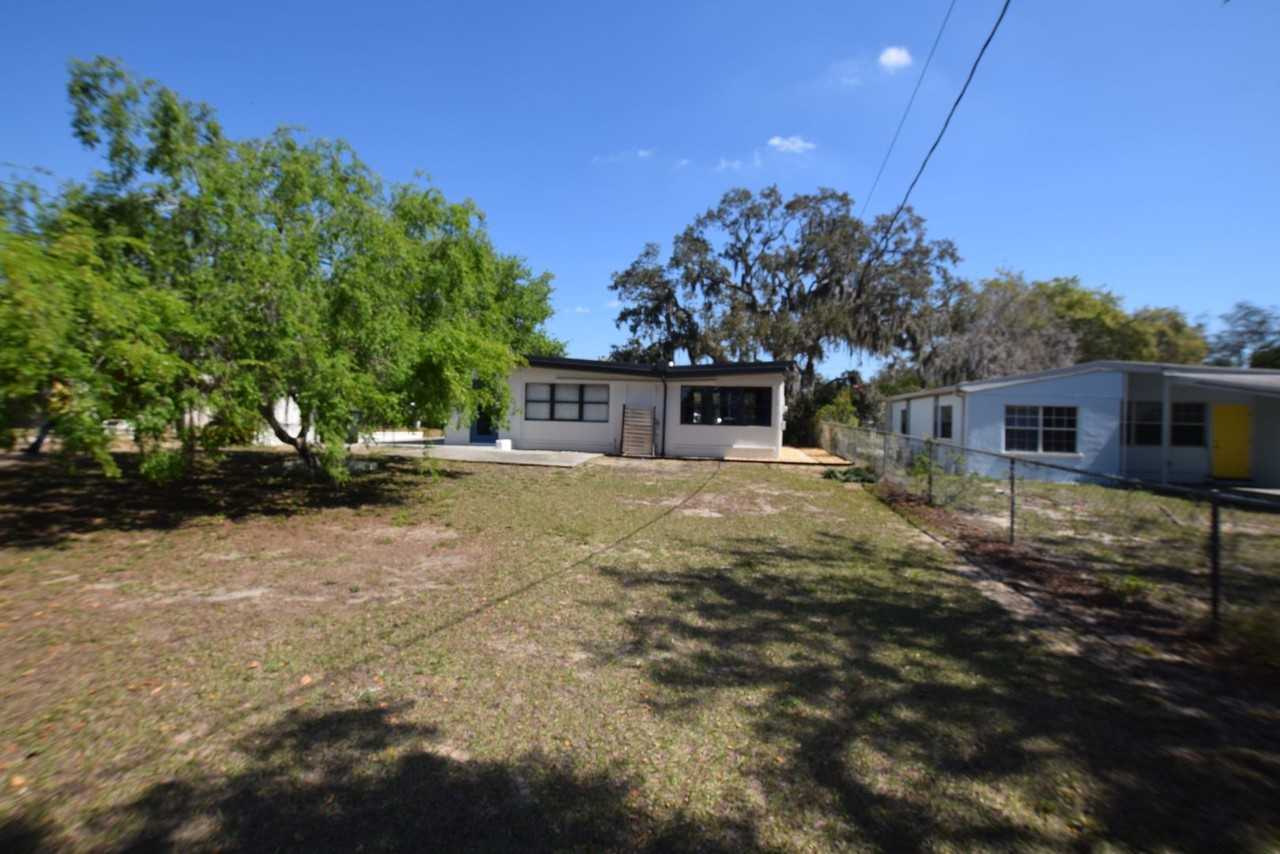 1918 Sunset Ln - Photo 7 of 26