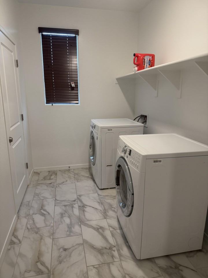 W Montecito Ave - Photo 2 of 14