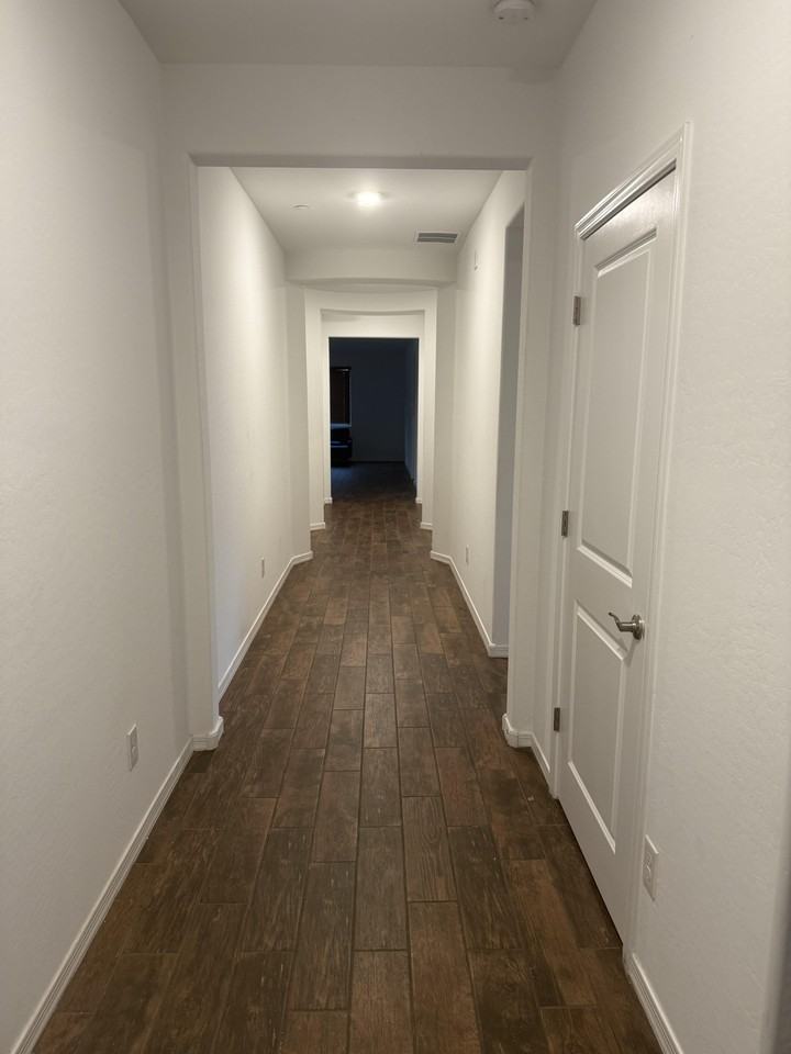 W Montecito Ave - Photo 4 of 14