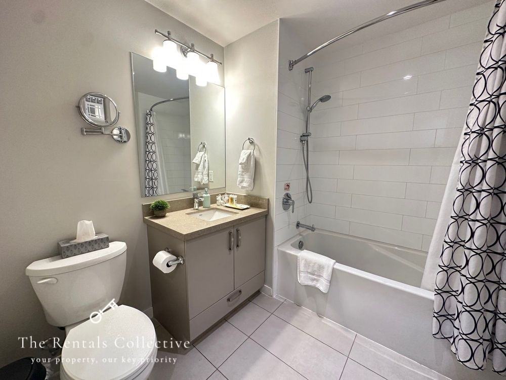 215 West 1st Street #301 - Photo 7 of 12