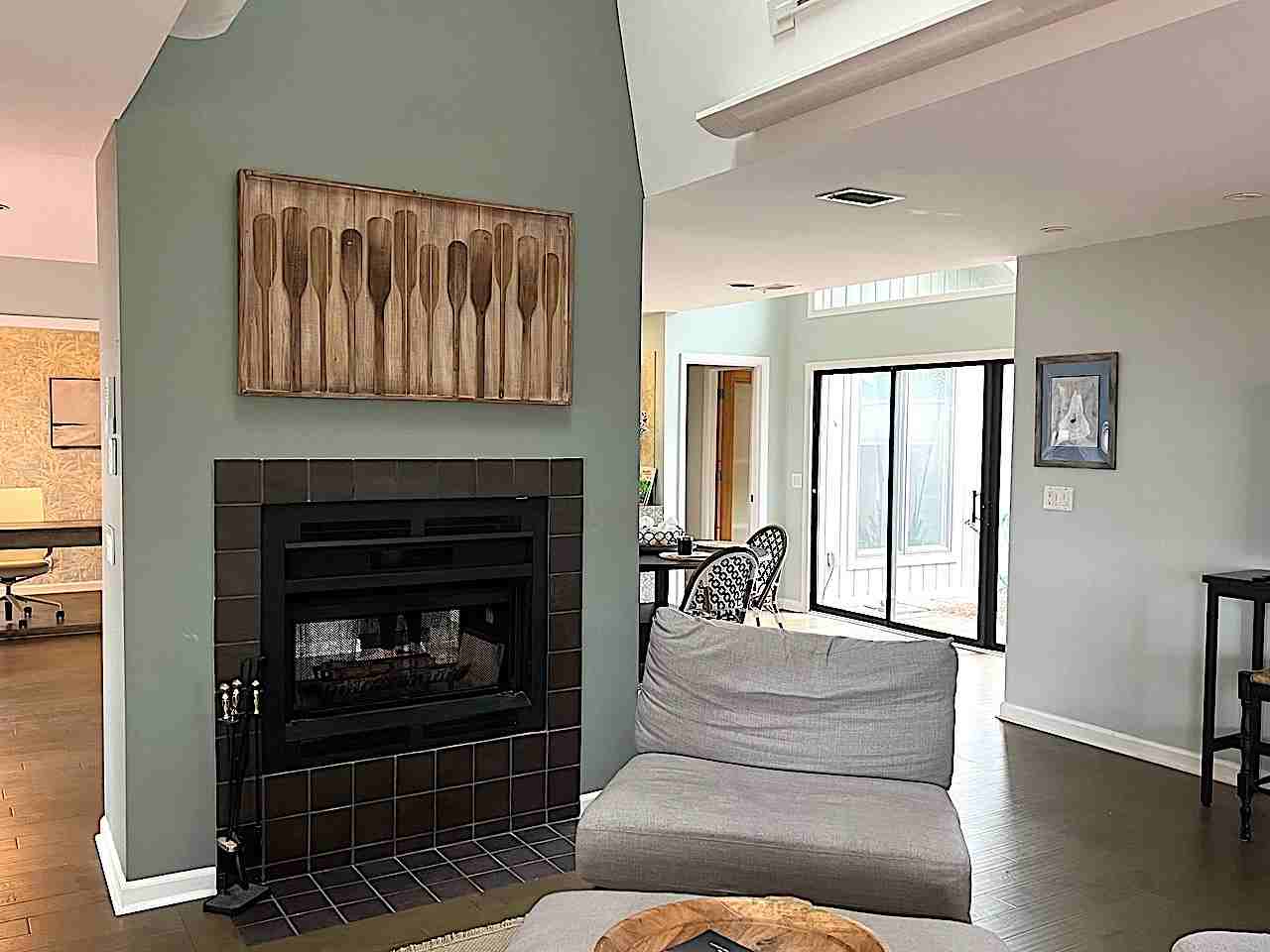 395 Bb Sams Dr - Photo 3 of 13