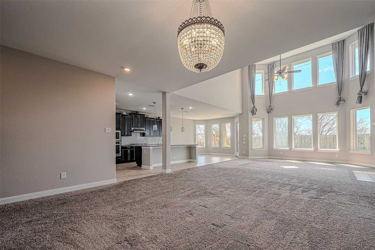 2322 Golden Bay Ln - Photo 7 of 43