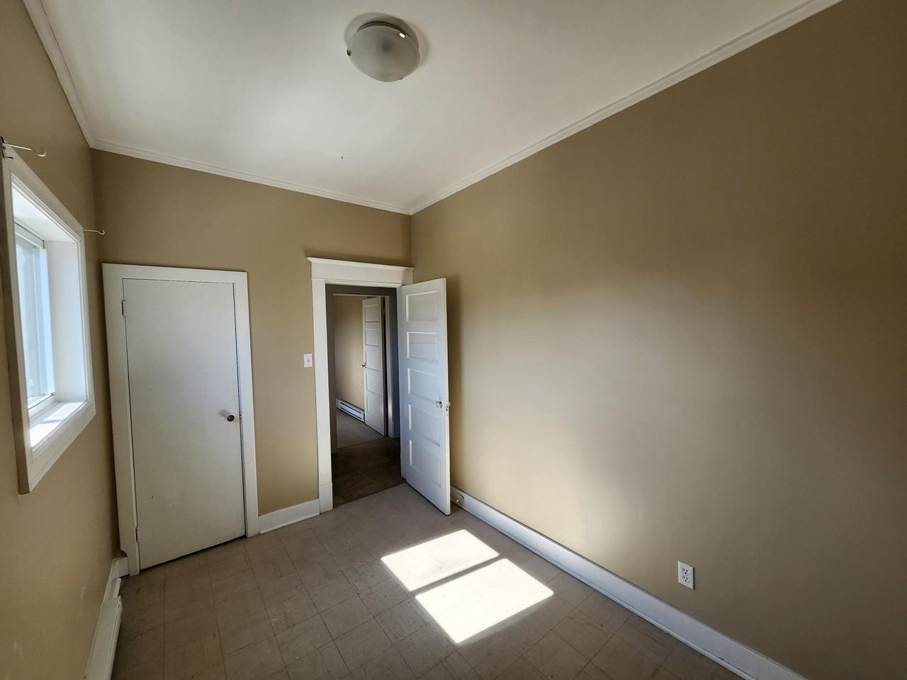 144 Victoria St #9 - Photo 7 of 16