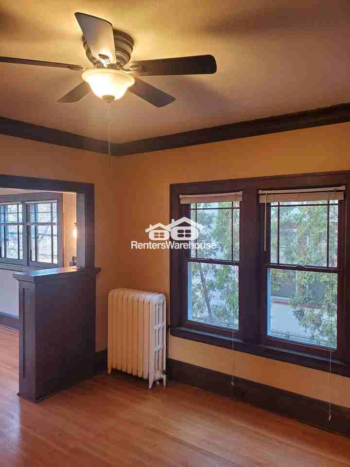 3946 14th Ave S - Photo 3 of 18