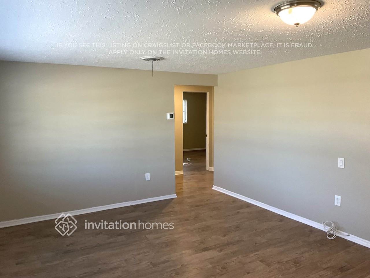 2824 Seaspray St - Photo 5 of 14