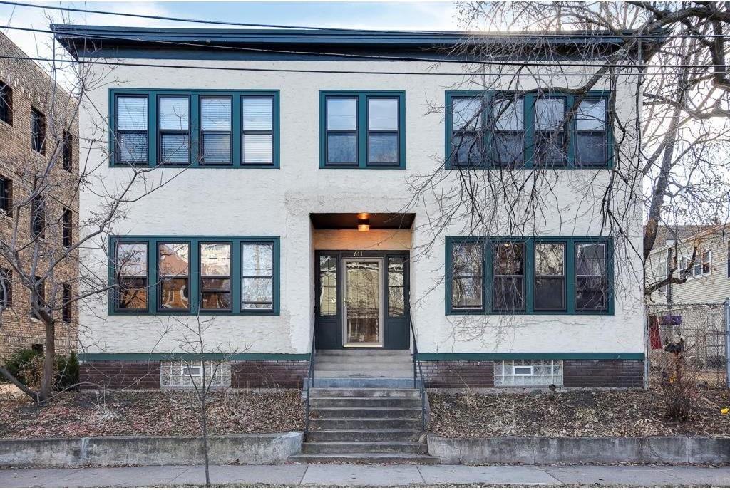 611 E 16th St #2 - Photo 5 of 8