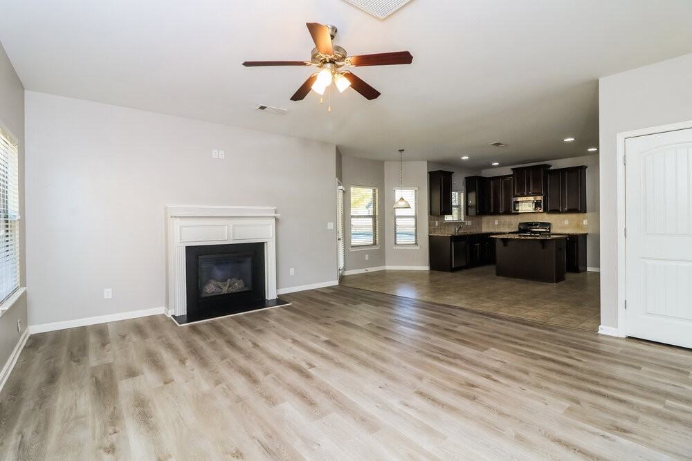 474 Cleburne Pl - Photo 6 of 17