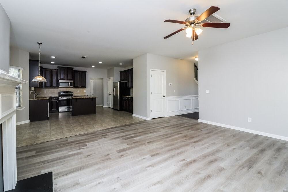 474 Cleburne Pl - Photo 7 of 17