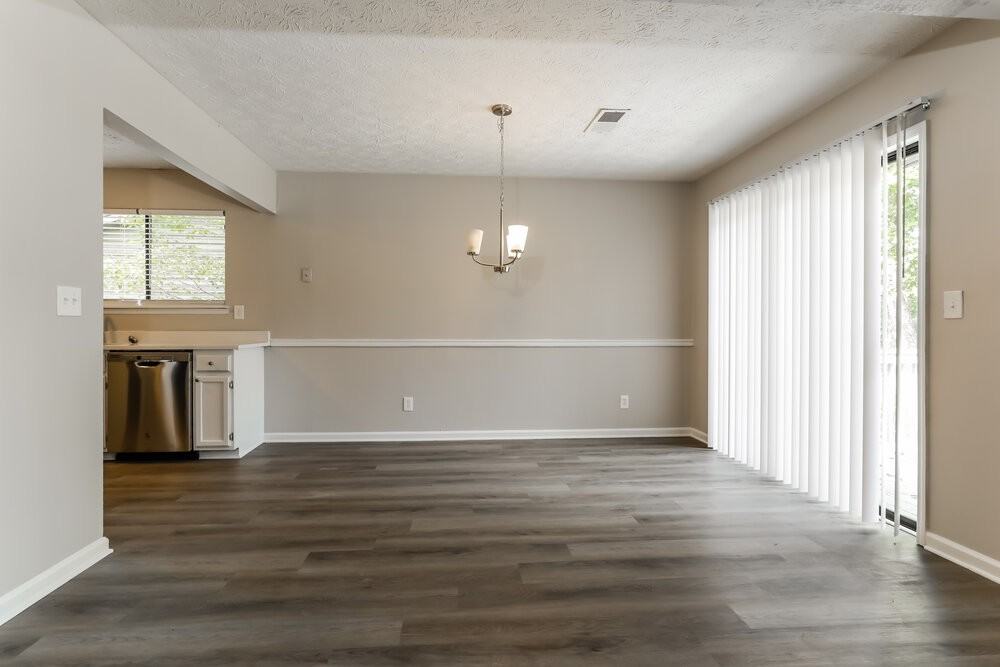 5177 Aberdeen Ct Nw - Photo 5 of 16