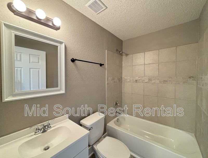 4600 Grand Ave - Photo 7 of 8