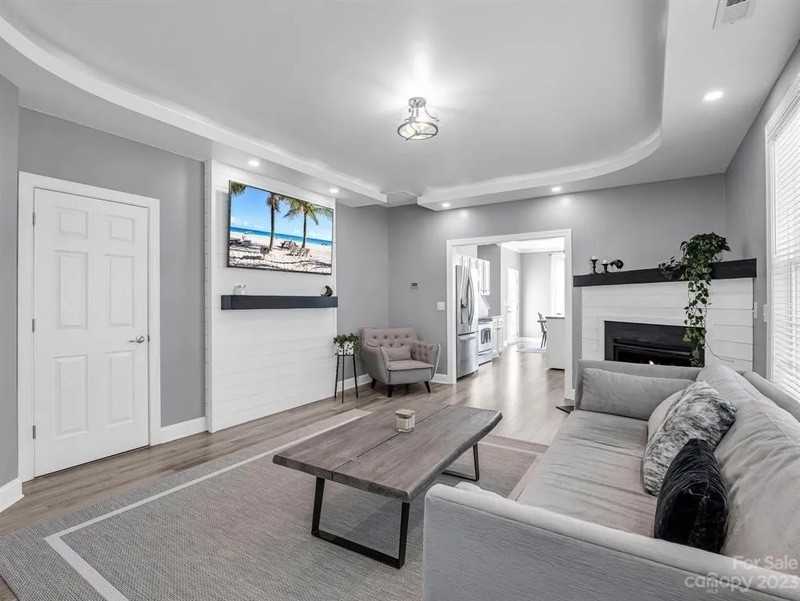 5 Maxim Ct - Photo 5 of 34