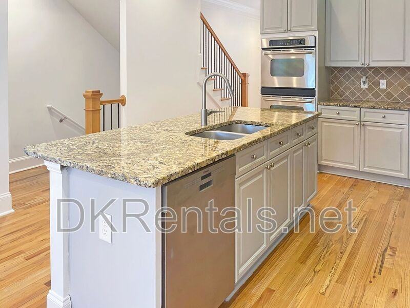 2838 Crescent Park Ln #9 - Photo 6 of 37