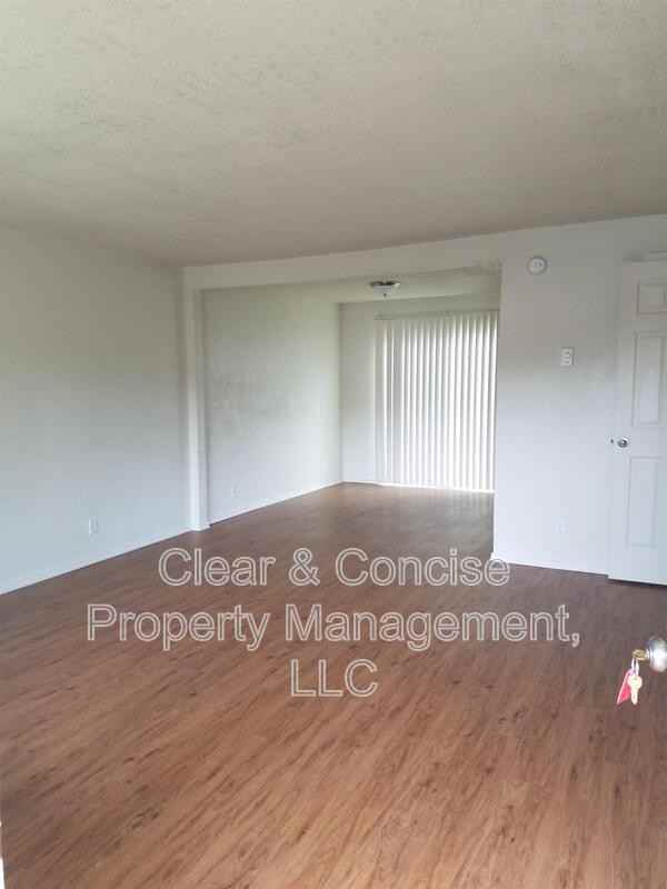 25182 E Broadway Ave - Photo 2 of 5