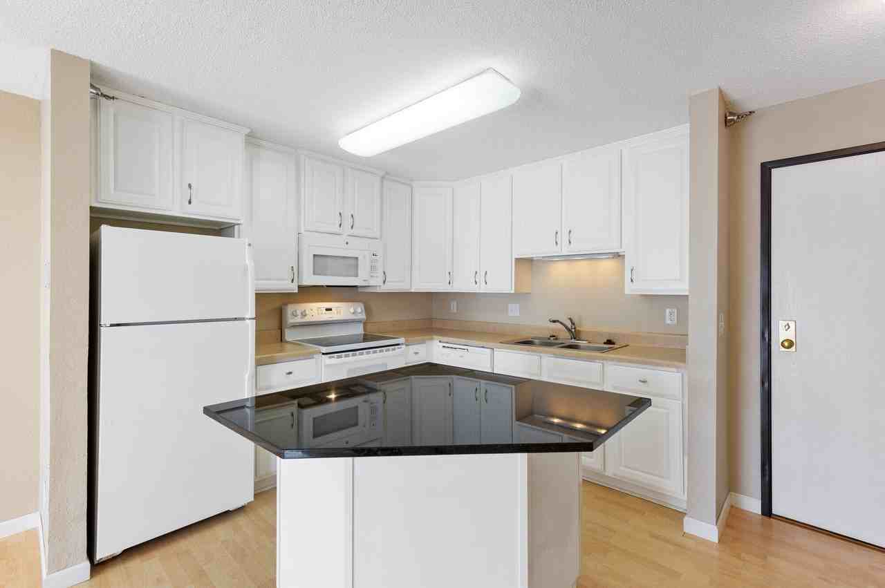 Sterling Ponds Apartments - Photo 7 of 20