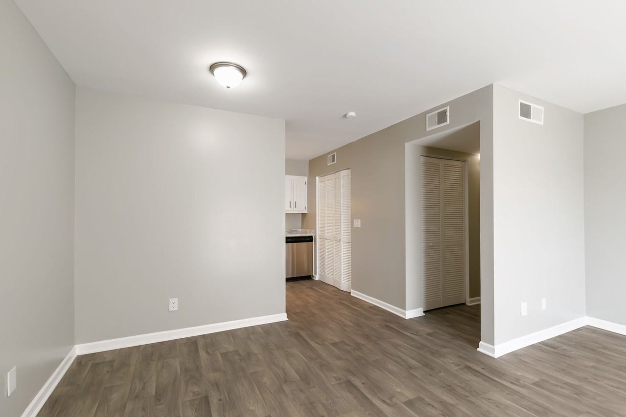 The Flats at Wilkinson - Photo 3 of 17