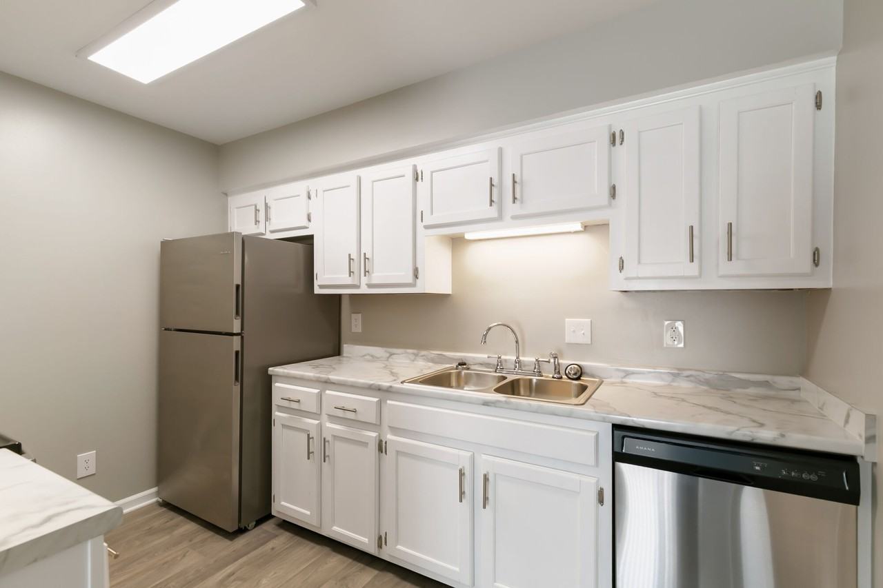 The Flats at Wilkinson - Photo 4 of 17