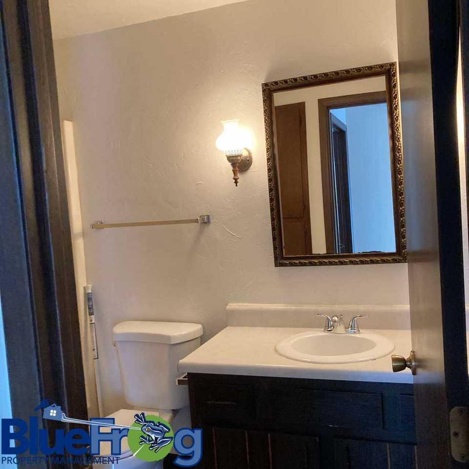 545 Spinnaker Lane - Photo 3 of 15