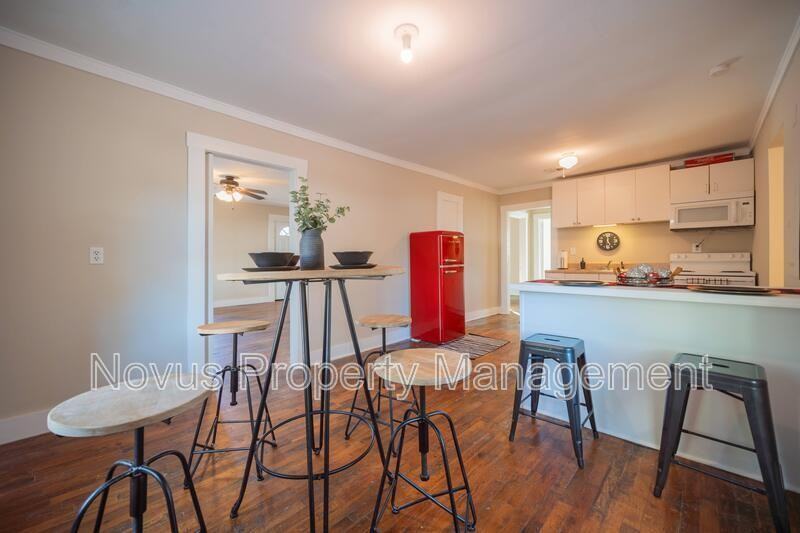 902 Rome St #A - Photo 7 of 27