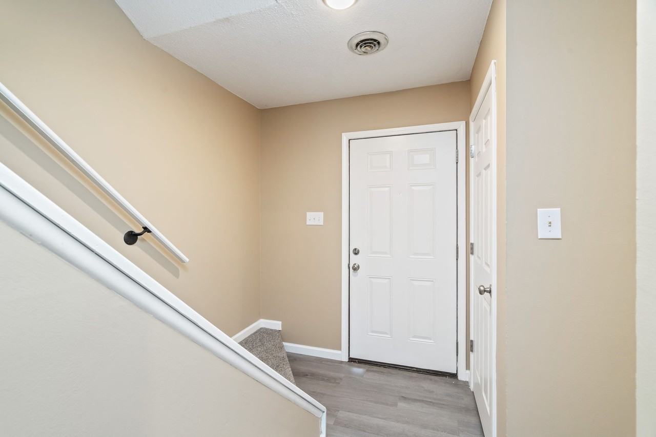 (ACHIH) 348 Indian Hills Circle (Apt 6A - Photo 3 of 22