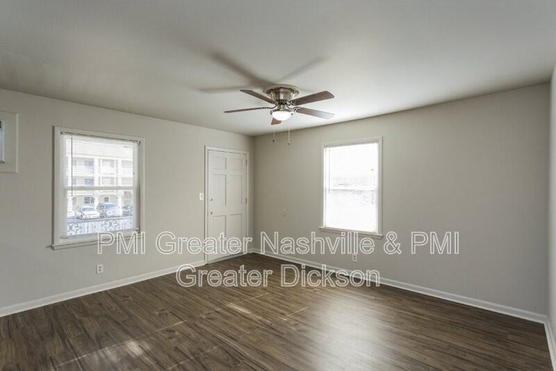 816 Greenland Dr #7 - Photo 4 of 14