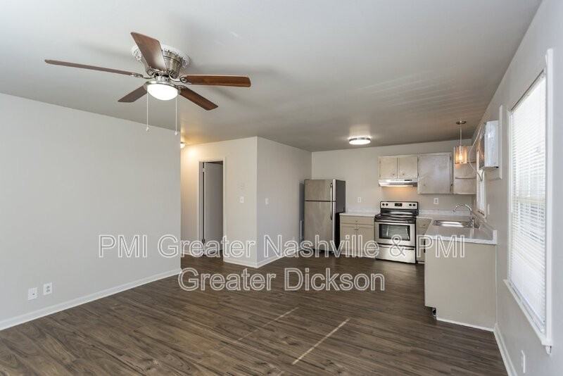 816 Greenland Dr #7 - Photo 5 of 14