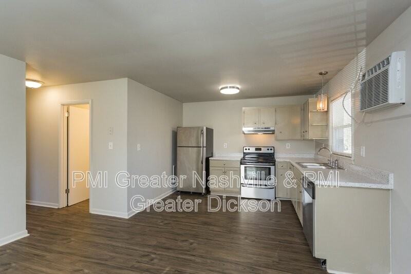 816 Greenland Dr #7 - Photo 7 of 14