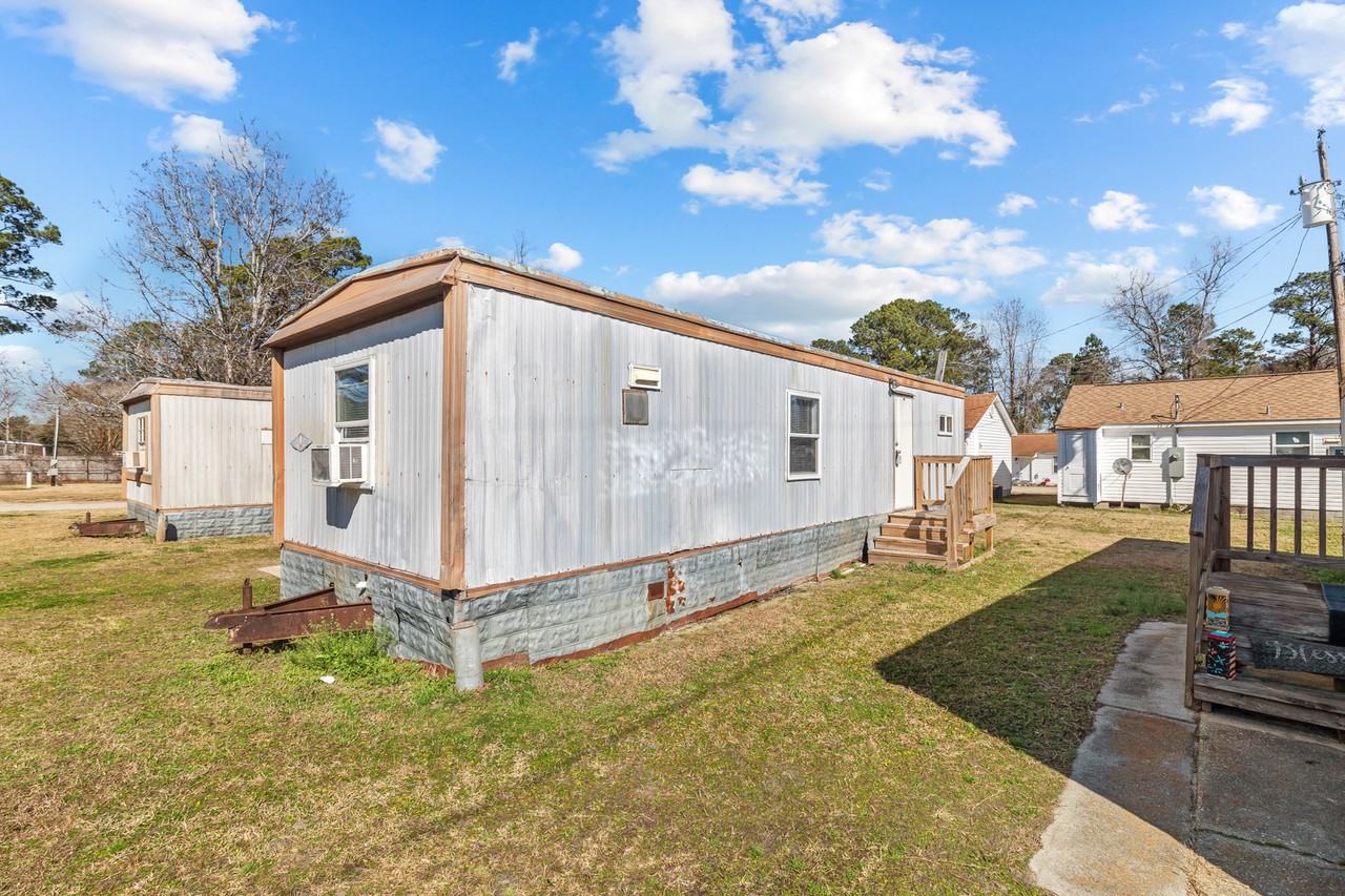 110 Puppy Lane - Photo 3 of 14