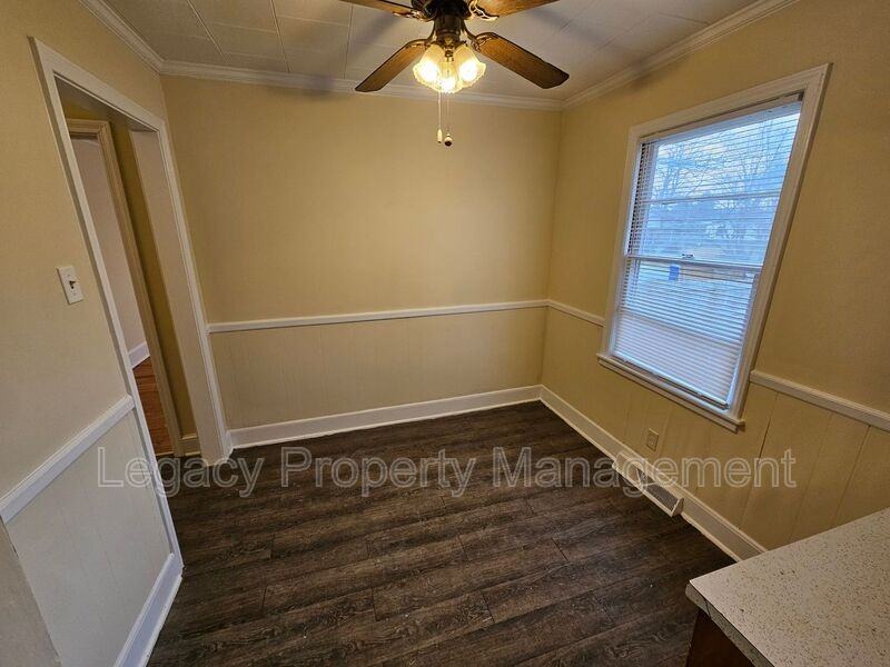 102 Allen Ruffin Ave - Photo 5 of 13