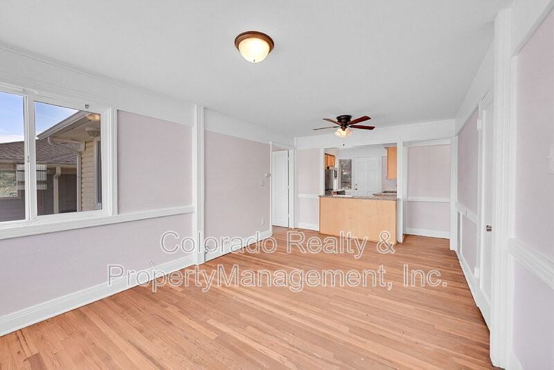 2030 W Gill Pl - Photo 2 of 24
