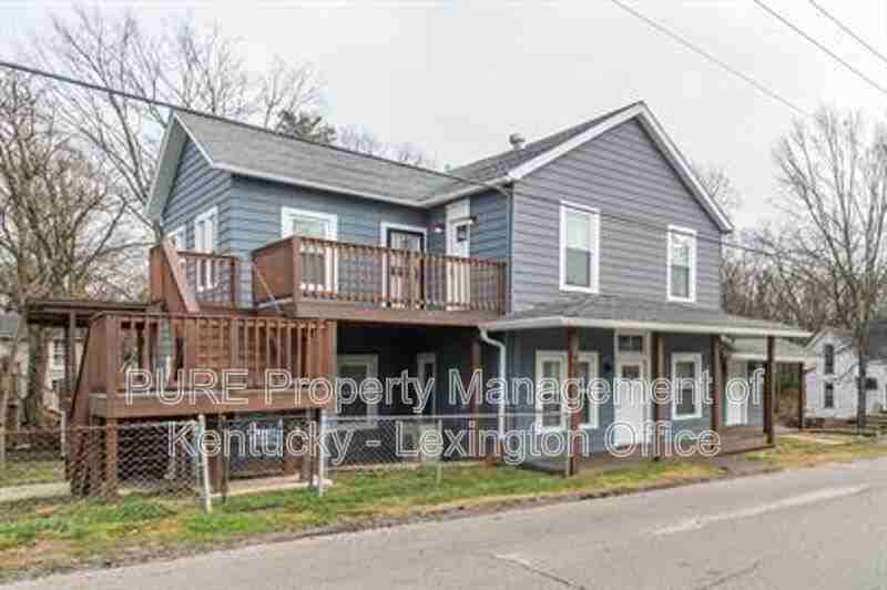 103 Moberly Ave #B - Photo 2 of 19