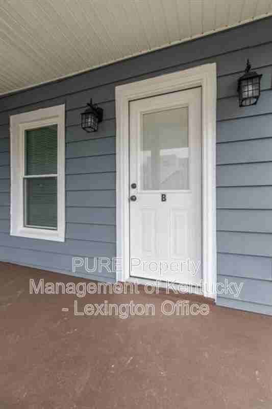 103 Moberly Ave #B - Photo 5 of 19