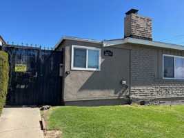 featured image of 10718 Crenshaw Blvd