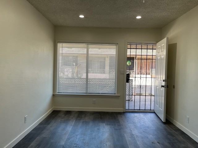 10718 Crenshaw Boulevard - Photo 3 of 9