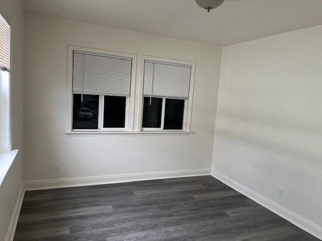 7715 California Avenue - Photo 2 of 10