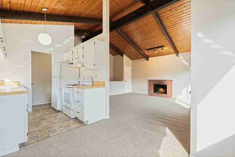 2619 58th Ave Sw - Photo 5 of 20