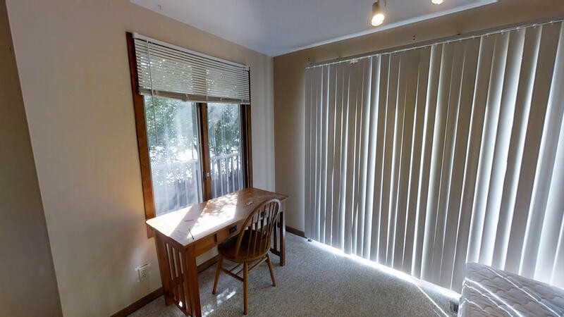 811 Sylvan Ave - Photo 6 of 17
