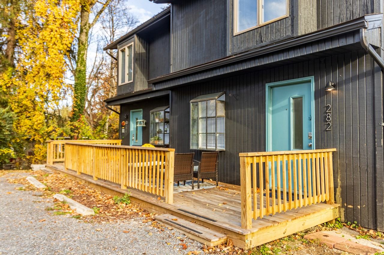 282 Randolph Road - Photo 4 of 50