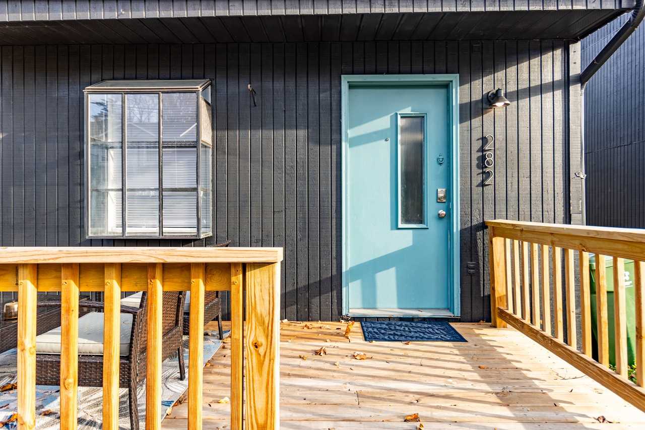 282 Randolph Road - Photo 5 of 50