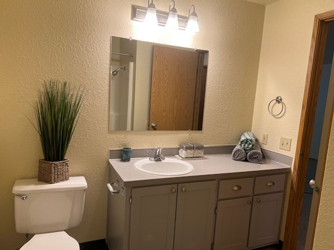 Woodbrook Apartments - Photo 7 of 13