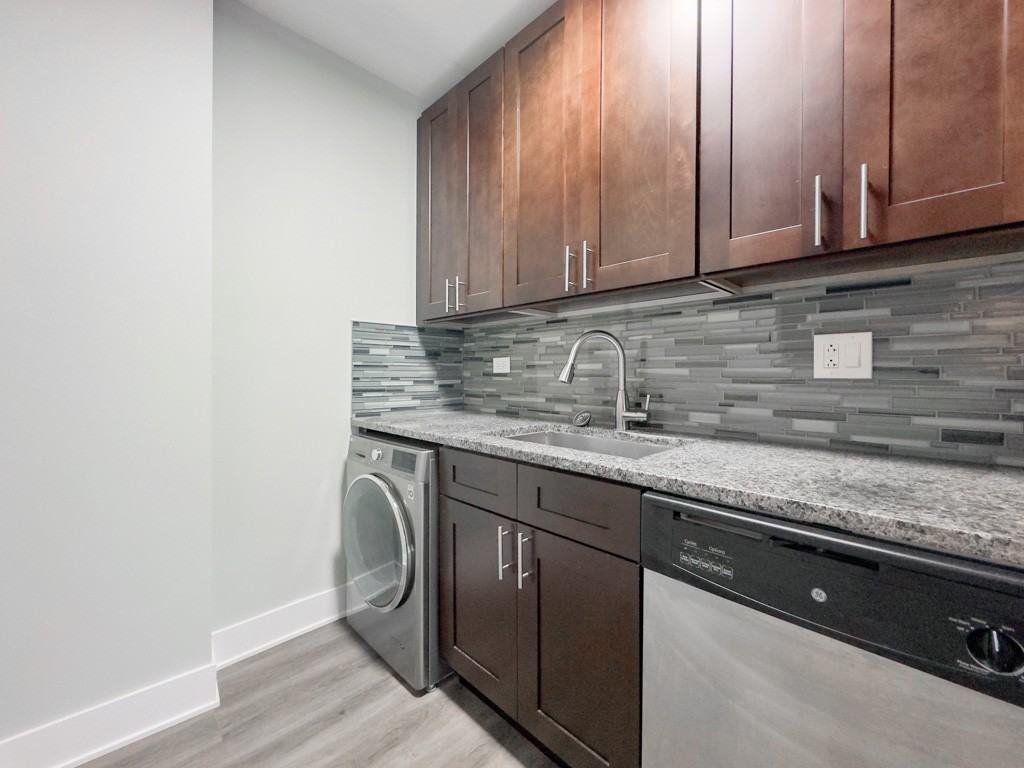 730 Judson Ave #19 - Photo 3 of 21