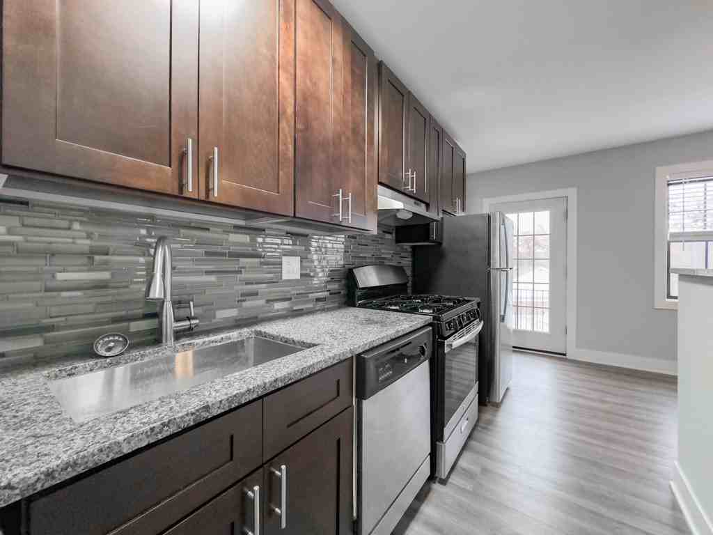 730 Judson Ave #19 - Photo 4 of 21