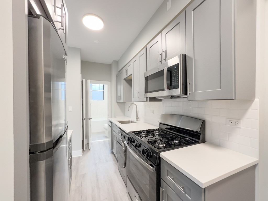 373 Hazel Ave #2A - Photo 3 of 21