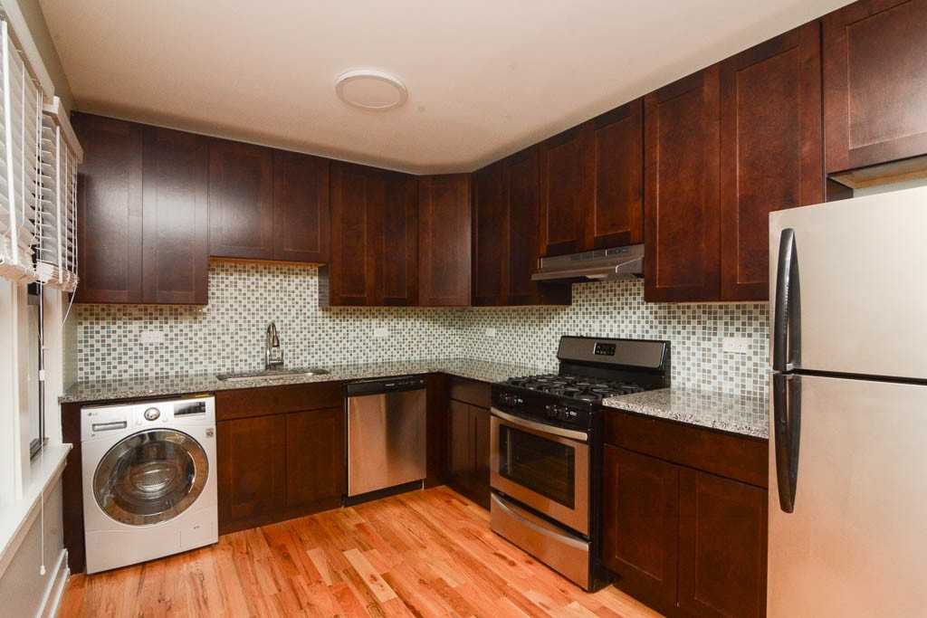 811 Elm St #307 - Photo 3 of 21