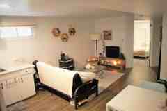 133 27 Avenue Northwest #B - Photo 1 of 1