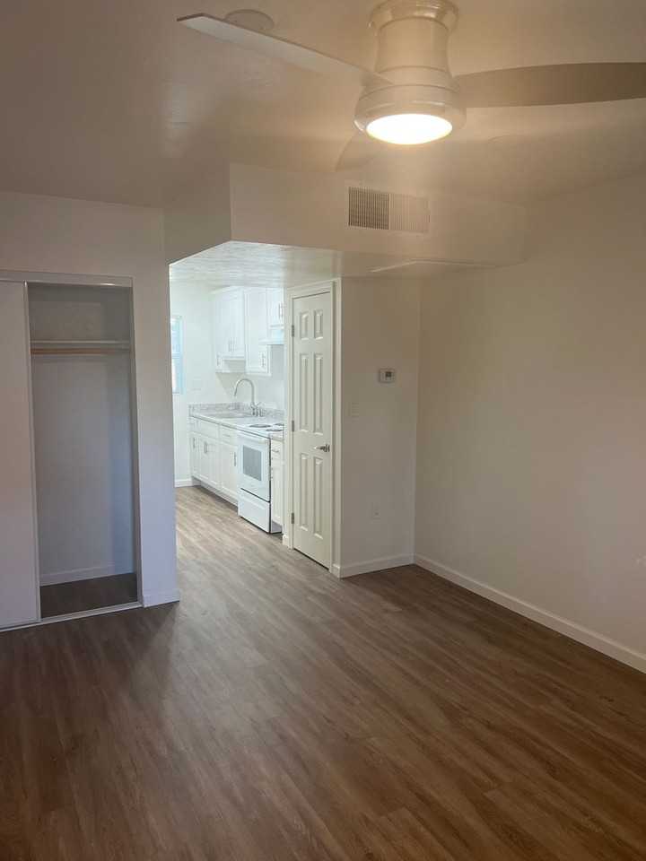 Sahuaro Apartments - Photo 2 of 4