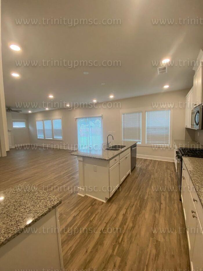 502 Water Gap Dr - Photo 3 of 28