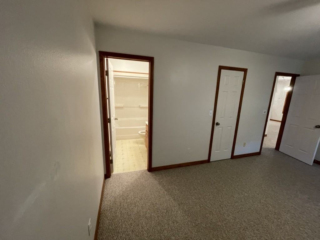 642 Valley View Dr #NA - Photo 3 of 14