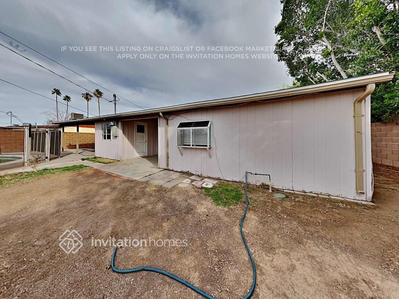 2307 W Freeway Ln - Photo 3 of 4