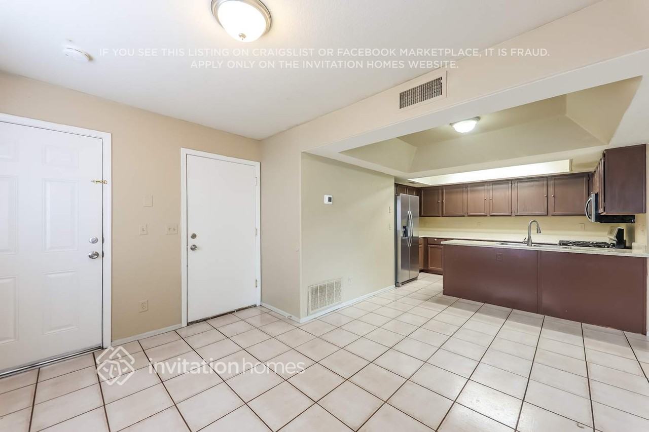 2349 W Garden Dr - Photo 7 of 18