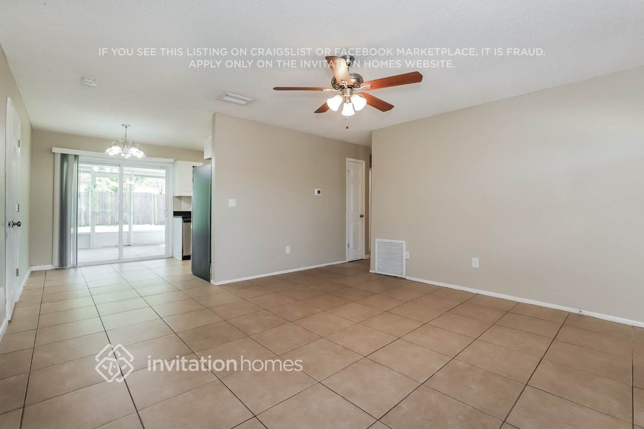 104 Circle Hill Dr - Photo 5 of 17